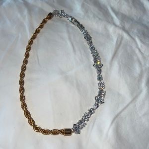 NWOT Neiman Marcus necklace